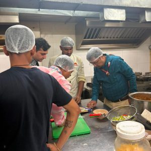 Dhanbad Food Safety Action: धनबाद में मिलावटी पनीर पर बड़ी कार्रवाई, गौतम डेयरी सील; 58 किलो संदिग्ध पनीर जब्त