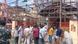 Govindpur Durga Puja: गोविंदपुर में दुर्गा पूजा पर रहेगी पुलिस की नजर, पंडाल निरीक्षण के दौरान लिए गए अहम फैसले