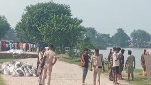 Saran Flood: गंडक के बढ़े जलस्तर ने बढ़ाई चिंता, सारण में तटबंध टूटने से मची अफरा-तफरी