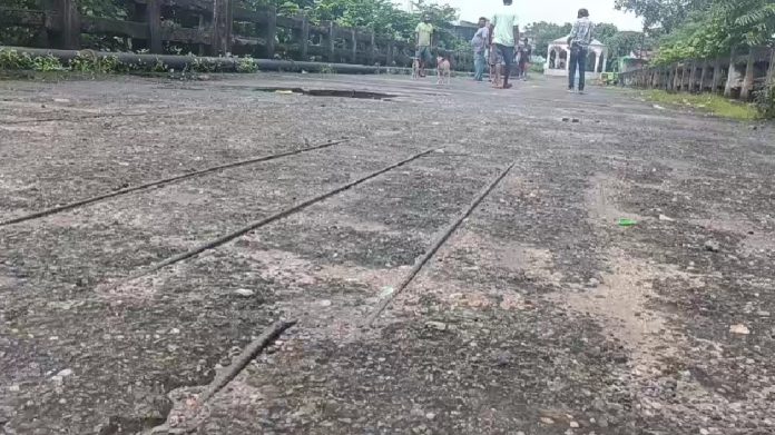 2 करोड़ से ज्यादा का पुल 7-8 साल में जर्जर! धनबाद में उठे निर्माण गुणवत्ता पर सवाल