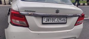 मैथन टोल प्लाजा के पास सड़क हादसा, तेज रफ्तार कार की टक्कर से 2 ट्रक चालकों की मौत