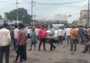GCPL कंपनी में क्यों भड़का मजदूरों का गुस्सा? वेतन-बोनस समेत कई मांगों पर प्रदर्शन GCPL कंपनी में क्यों भड़का मजदूरों का गुस्सा? वेतन-बोनस समेत कई मांगों पर प्रदर्शन 3