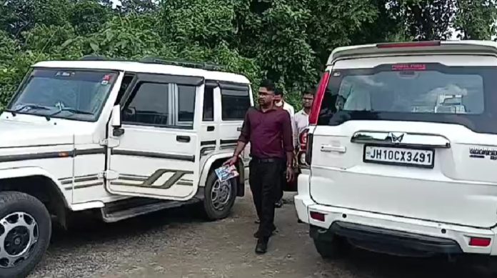 Nirsa Encounter Forensic Investigation: निरसा एनकाउंटर के दूसरे दिन बड़ा खुलासा, फॉरेंसिक टीम ने जुटाए खोखे और खून के सैंपल