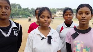 Dhanbad Golf Ground Protest: धनबाद गोल्फ ग्राउंड में मेला लगाने पर बवाल, खिलाड़ियों ने काला बिल्ला लगाकर जताया विरोध