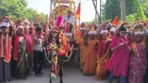 Nalanda Shri Sant Baba Mahotsav: नालंदा में श्री संत बाबा महोत्सव की शुरुआत, भव्य कलश शोभायात्रा में उमड़ी भीड़