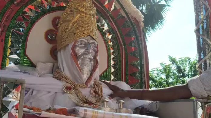 Nalanda Shri Sant Baba Mahotsav: नालंदा में श्री संत बाबा महोत्सव की शुरुआत, भव्य कलश शोभायात्रा में उमड़ी भीड़