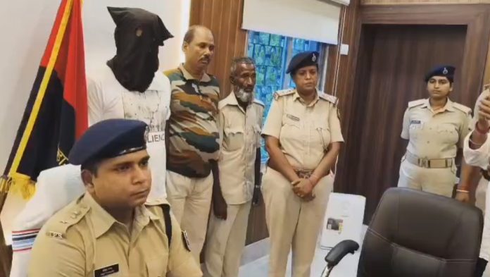 Sitamarhi Human Trafficking Case: सीतामढ़ी में मानव तस्करी नेटवर्क का कथित सरगना गिरफ्तार, बेगूसराय से दबोचा गया मंजूर खलीफा