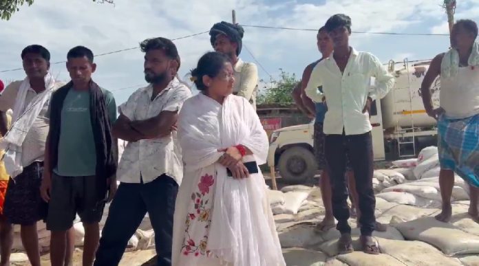 Raghopur Embankment Erosion: राघोपुर तटबंध पर मंडरा रहा खतरा, विक्रमशिला सेतु को लेकर उठे गंभीर सवाल