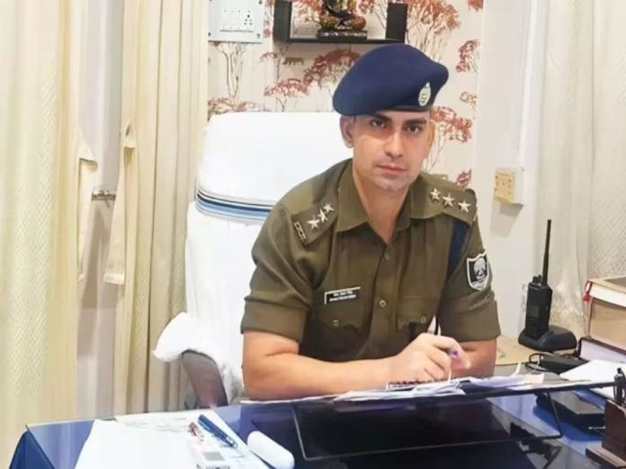 खगड़िया SP भानु प्रताप सिंह पर पत्नी के गंभीर आरोप, बेटी से दूर रखने का भी दावा
