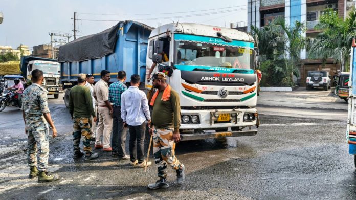 Dhanbad Traffic Checking