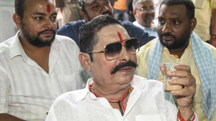 Bihar MLC Election: अनंत सिंह ने खोला नीरज कुमार के खिलाफ मोर्चा, अब ललन सिंह निकालेंगे विवाद का हल