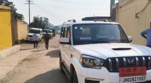 Ramgarh Bodyguard Suspicious Death: रामगढ़ के जरजरा में JMM जिलाध्यक्ष के बॉडीगार्ड की मौत से हलचल, आत्महत्या या हादसा? जांच जारी