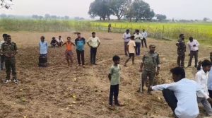 Herodih Illegal Sawmill Raid: गिरिडीह में वन विभाग का बड़ा एक्शन, अवैध आरा मिल से लकड़ी और उपकरण जब्त